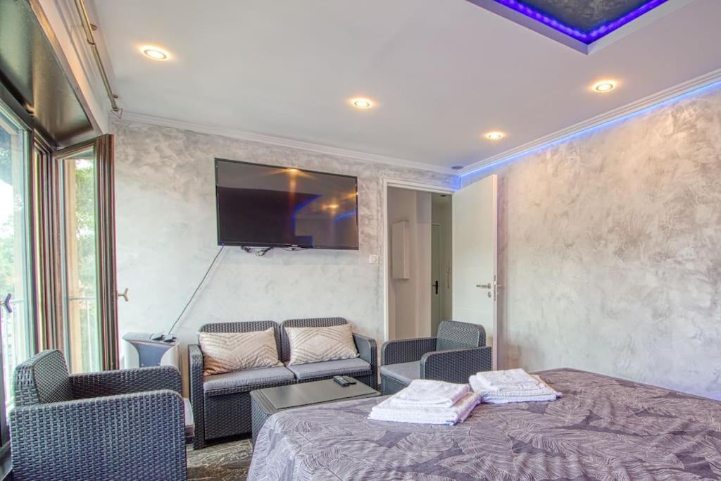 Appart Hotel Avec Sauna, Jacuzzi, Strasbourg Eksteriør bilde