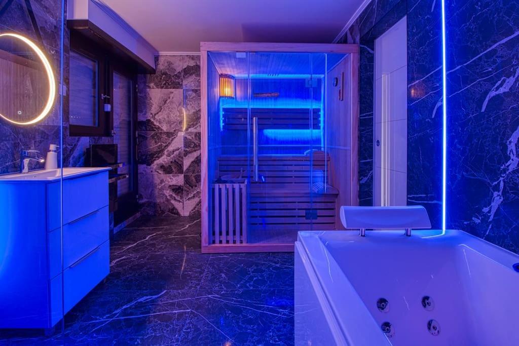 Appart Hotel Avec Sauna, Jacuzzi, Strasbourg Eksteriør bilde